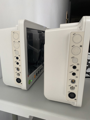 Professional Plastic Shell Medical Vital Signs Monitor China Multi Parameter Patient Monitor